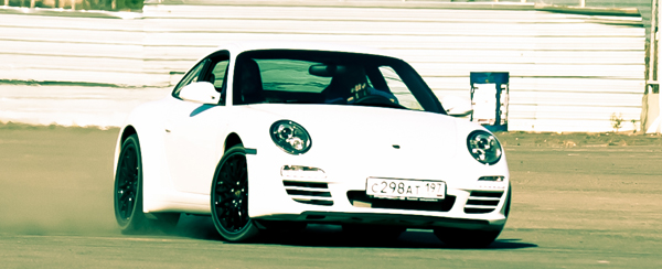 Porsche 911 Carrera 4S: культ мощности