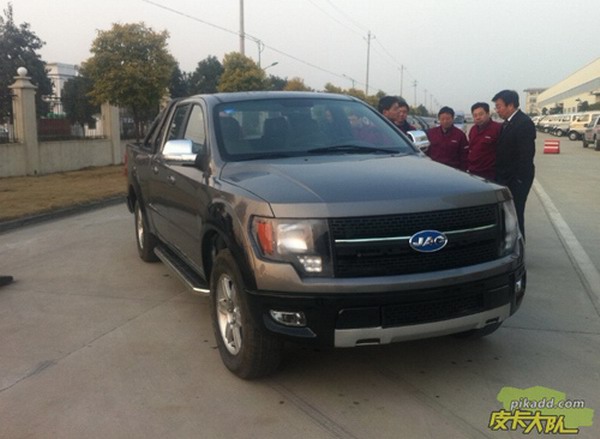 Атака клонов - история о бездуховности и дешевых машинах