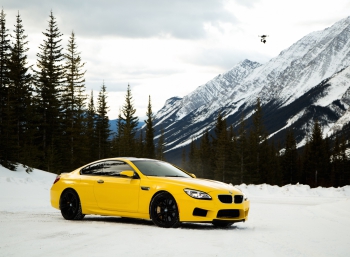 BMW M6 демонстрирует суровый канадский дрифт